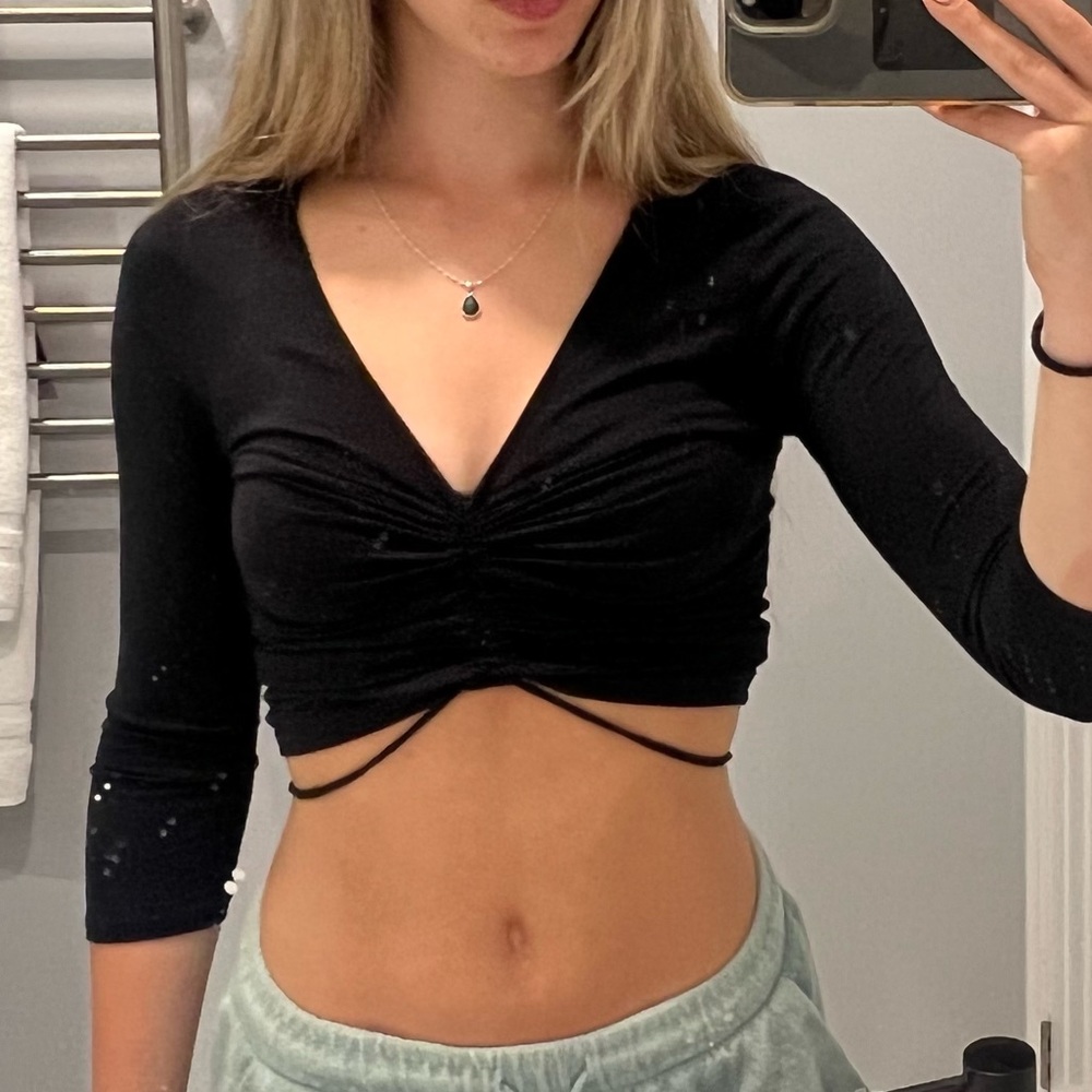 Black crop top